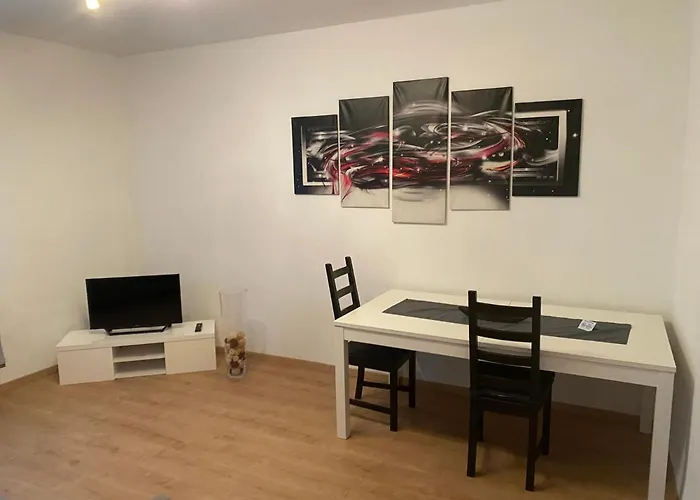 Schoene Wohnung, Stadtnah & Campusnaehe Lejlighed Herford